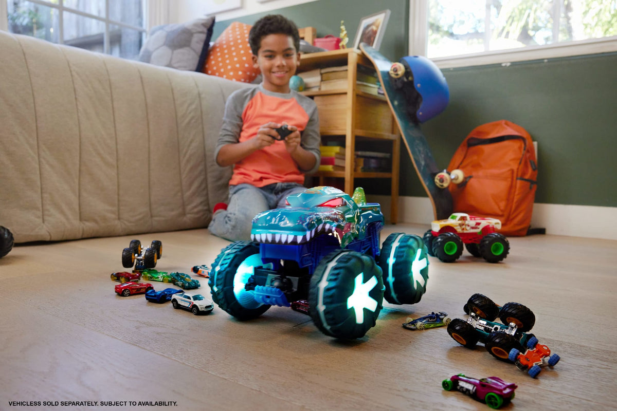 Hot Wheels Monster Trucks 1:15 Scale MEGA-Wrex Alive Remote-Control Vehicle, Battery-Powered RC With Interactive Lights & Sounds